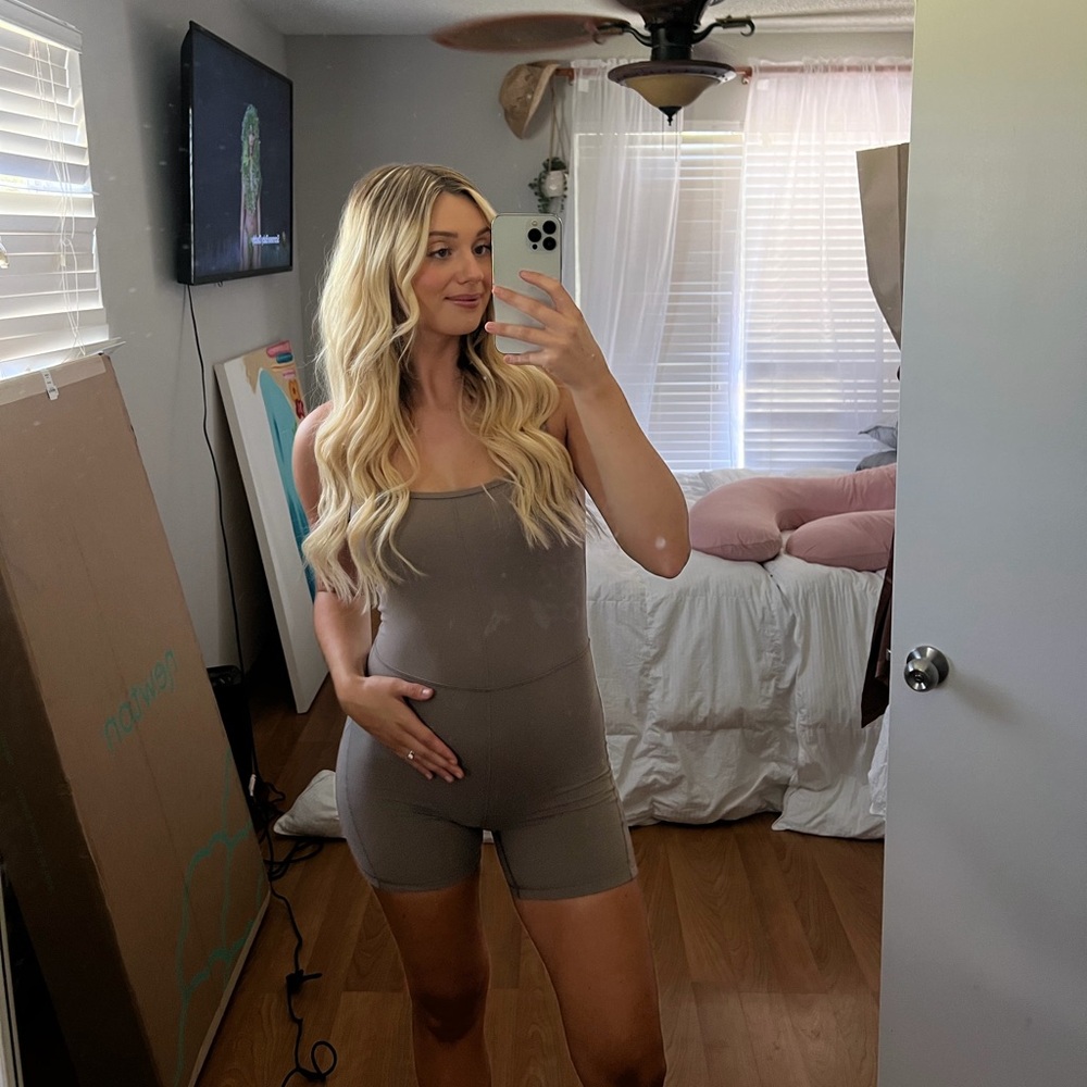ARITIZIA romper - Picture 9 of 15